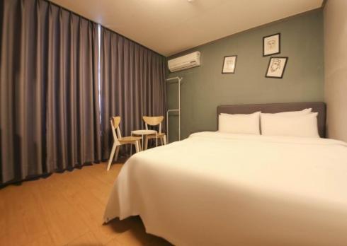 Lighthouse Beach Motel Sokcho Ngoại thất bức ảnh